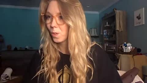 Snapshot of nikkib653466 chatting on 7, 8, 2026 nikkib653466 online show from 7, 8, 2026