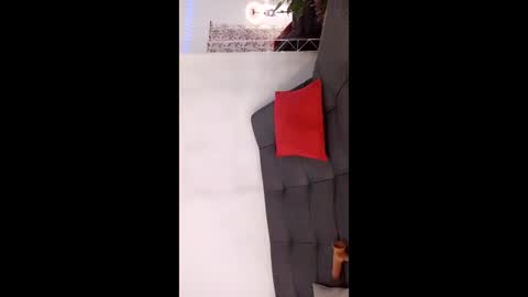 nikkibotero online show from 14, 12, 2025