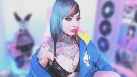 Nikki Ramone   online show from 2, 12, 2025