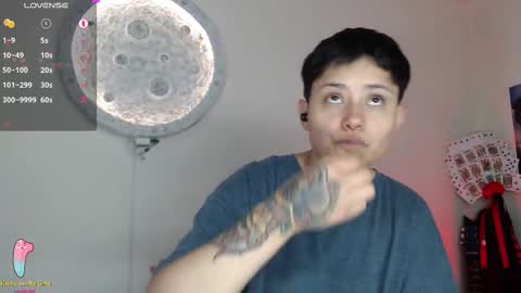 Nikky online show from 24, 2, 2025