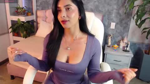 Snapshot of niko_robin04 chatting on 18, 11, 2025 Niko Robin online show from 18, 11, 2025