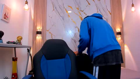    online show from 11, 1, 2026