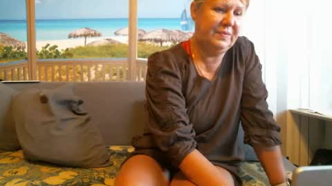 Snapshot of nikole111 chatting on 1, 4, 2026 Nikole1 online show from 1, 4, 2026