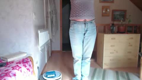 Snapshot of nikole111 chatting on 5, 4, 2026 Nikole1 online show from 5, 4, 2026