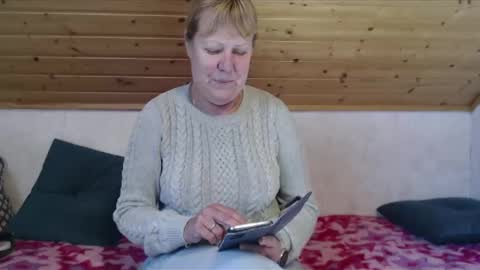 Snapshot of nikole111 chatting on 11, 4, 2026 Nikole1 online show from 11, 4, 2026