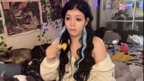 Snapshot of nikoli_naw chatting on 24, 10, 2025 nikoli_naw online show from 24, 10, 2025