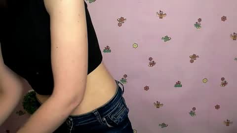 Snapshot of nikolleta_m chatting on 28, 10, 2025 Nikolleta online show from 28, 10, 2025