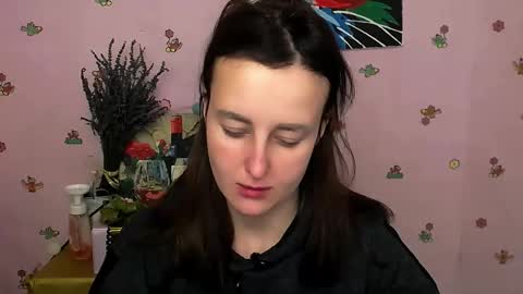 Snapshot of nikolleta_m chatting on 4, 11, 2025 Nikolleta online show from 4, 11, 2025