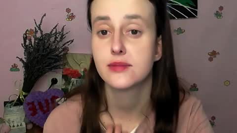 Snapshot of nikolleta_m chatting on 12, 11, 2025 Nikolleta online show from 12, 11, 2025