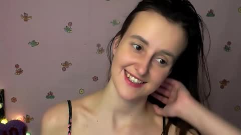 Snapshot of nikolleta_m chatting on 4, 12, 2025 Nikolleta online show from 4, 12, 2025