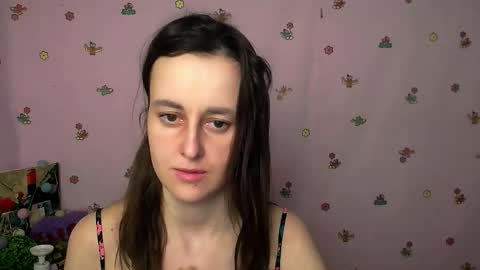 Snapshot of nikolleta_m chatting on 5, 12, 2025 Nikolleta online show from 5, 12, 2025