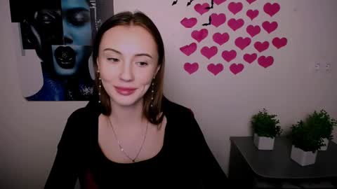Snapshot of nikonara_ chatting on 9, 1, 2025 nikonara_ online show from 9, 1, 2025