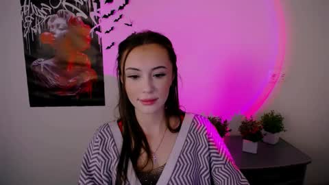 Snapshot of nikonara_ chatting on 14, 2, 2025 nikonara_ online show from 14, 2, 2025