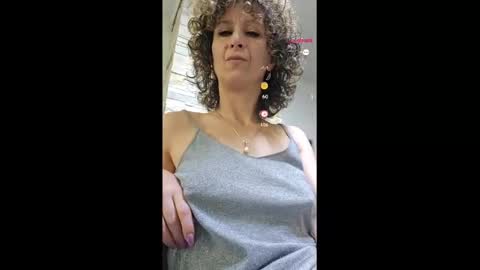 Snapshot of nikpassion123 chatting on 16, 2, 2025 nikol online show from 16, 2, 2025