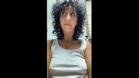 Snapshot of nikpassion123 chatting on 28, 9, 2025 nikol online show from 28, 9, 2025