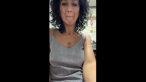 Snapshot of nikpassion123 chatting on 14, 10, 2025 nikol online show from 14, 10, 2025
