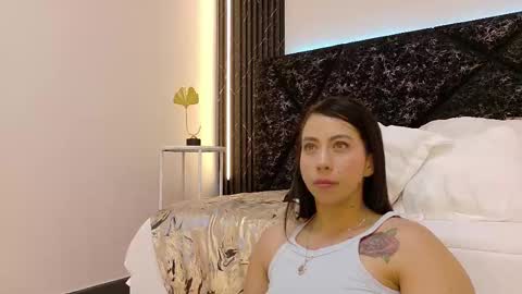  NIKY SMIT  online show from 3, 3, 2025