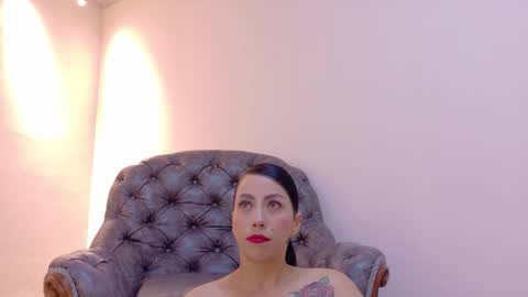  NIKY SMIT  online show from 8, 2, 2026