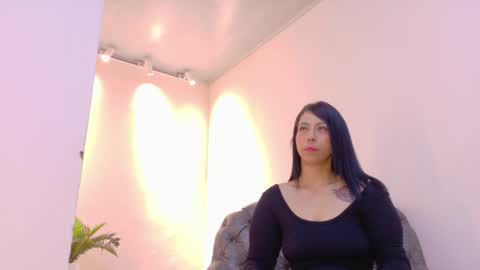  NIKY SMIT  online show from 18, 5, 2026