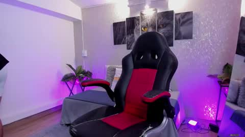 Nils online show from 10, 10, 2025