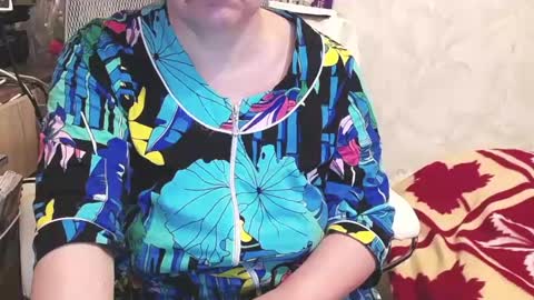 Nimfalove online show from 12, 4, 2026