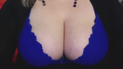 Snapshot of nimphoteasex chatting on 2, 3, 2025 Blonde Nimpho online show from 2, 3, 2025