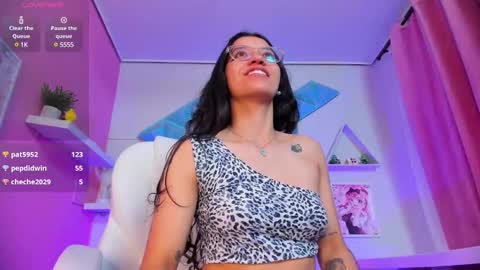 Snapshot of nina__dixon chatting on 6, 3, 2025 Nina online show from 6, 3, 2025