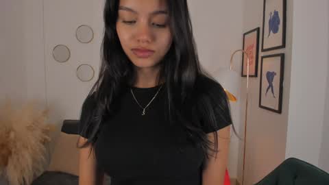 Snapshot of nina_agdal chatting on 17, 12, 2024 NINA online show from 17, 12, 2024