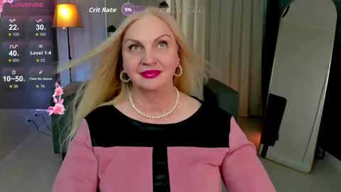 Nina online show from 10, 9, 2025