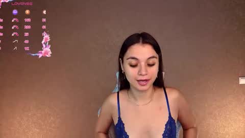 Snapshot of nina_fierce chatting on 11, 9, 2025 Ketrin online show from 11, 9, 2025