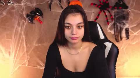 Snapshot of nina_fierce chatting on 29, 10, 2025 Ketrin online show from 29, 10, 2025