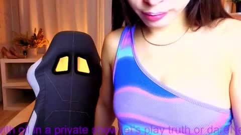 Snapshot of nina_fierce chatting on 1, 12, 2025 Ketrin online show from 1, 12, 2025