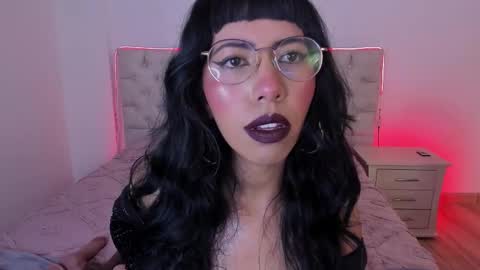 Snapshot of nina_fooxxx chatting on 26, 10, 2025 Nina Fox online show from 26, 10, 2025