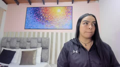 Snapshot of nina_glow_ chatting on 20, 4, 2026 nina_glow_ online show from 20, 4, 2026