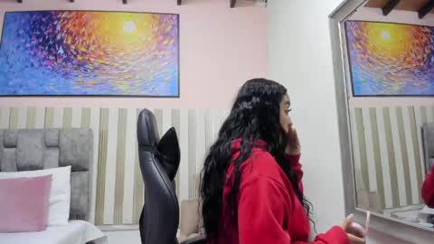 Snapshot of nina_glow_ chatting on 30, 5, 2026 nina_glow_ online show from 30, 5, 2026