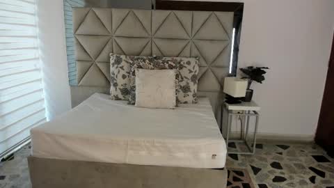  Nina  online show from 25, 9, 2025