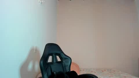  Nina  online show from 7, 4, 2026