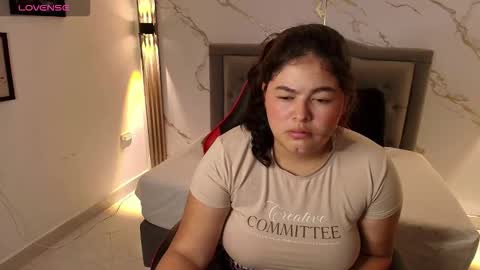 Snapshot of nina_rouge7 chatting on 7, 10, 2025 N I N A online show from 7, 10, 2025