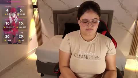 Snapshot of nina_rouge7 chatting on 8, 10, 2025 N I N A online show from 8, 10, 2025