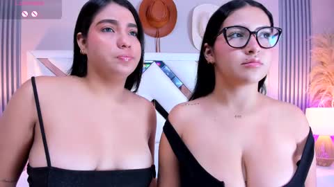 Snapshot of ninablooms01 chatting on 19, 2, 2025 Nina online show from 19, 2, 2025