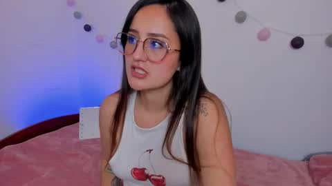 Snapshot of ninabryon1 chatting on 22, 10, 2025 Nina online show from 22, 10, 2025