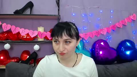 ninaflawlees online show from 6, 2, 2025