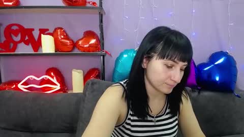 ninaflawlees online show from 1, 3, 2025