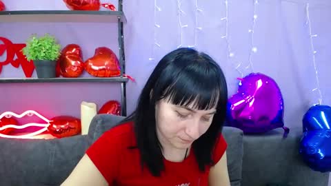 ninaflawlees online show from 4, 3, 2025