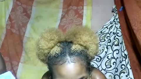 Snapshot of ninah9794 chatting on 27, 11, 2025 Ninah9794 online show from 27, 11, 2025