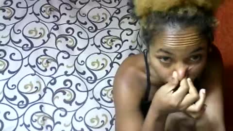 Snapshot of ninah9794 chatting on 4, 12, 2025 Ninah9794 online show from 4, 12, 2025