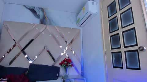 Snapshot of ninahtx chatting on 16, 11, 2025 ninahtx online show from 16, 11, 2025