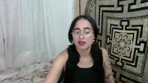 Snapshot of ninakravtz chatting on 21, 2, 2025 N I N A online show from 21, 2, 2025