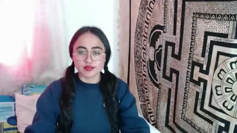 Snapshot of ninakravtz chatting on 20, 10, 2025 N I N A online show from 20, 10, 2025