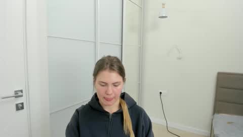 Snapshot of ninarihh chatting on 3, 3, 2025 ninarihh online show from 3, 3, 2025